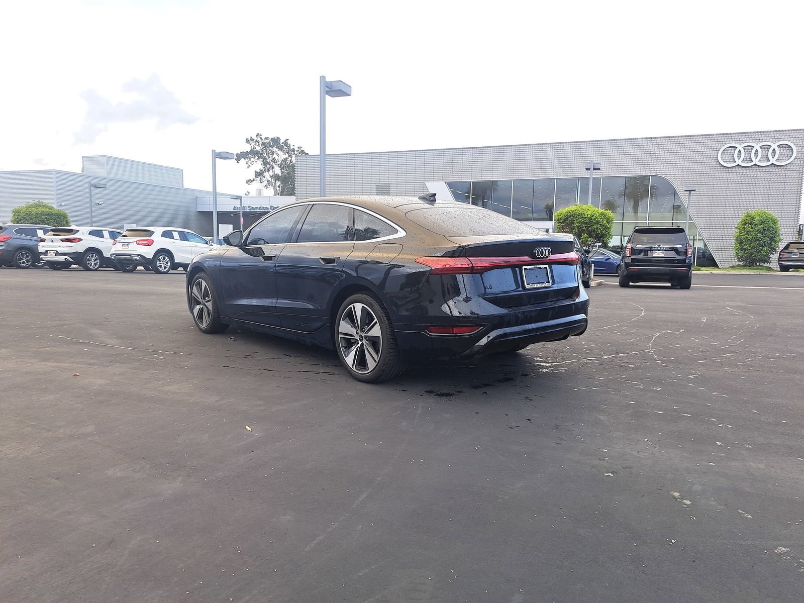 Certified 2025 Audi A6 e-tron Premium Plus w/ Premium Plus image 4