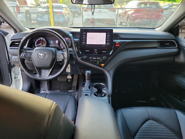 Used 2023 Toyota Camry SE AWD/4WD image 10