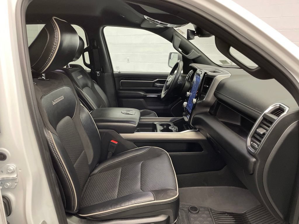 Used 2024 RAM 1500 Laramie AWD/4WD image 28