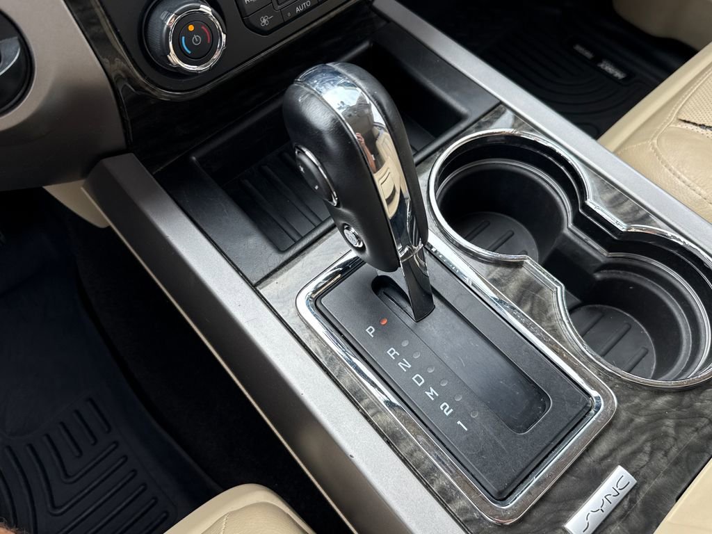 Used 2017 Ford Expedition Limited w/ Equipment Group 301A image 23