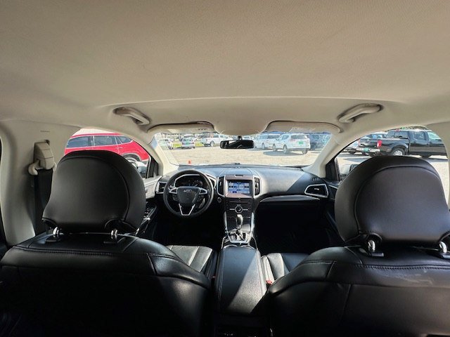 Used 2016 Ford Edge Titanium image 19