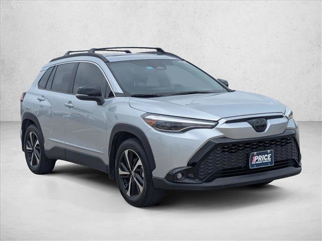 Used 2025 Toyota Corolla Cross AWD Hybrid w/ Convenience Package image 3