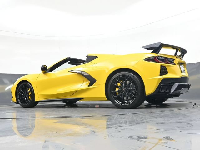 Used 2025 Chevrolet Corvette Stingray Premium Cpe w/ Z51 Performance Package RWD image 40
