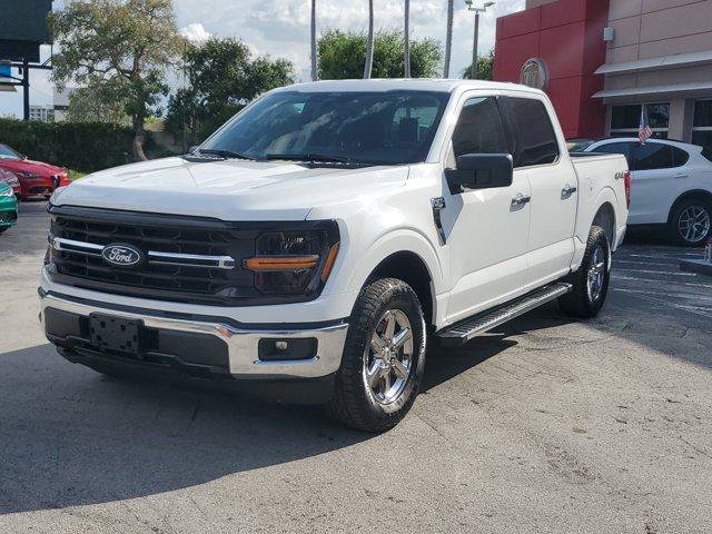 Used 2025 Ford F150 XLT w/ Equipment Group 301A Standard AWD/4WD image 3