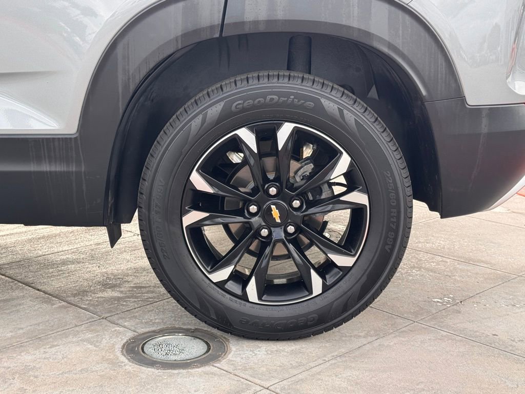 Used 2023 Chevrolet TrailBlazer LT w/ Convenience Package image 10