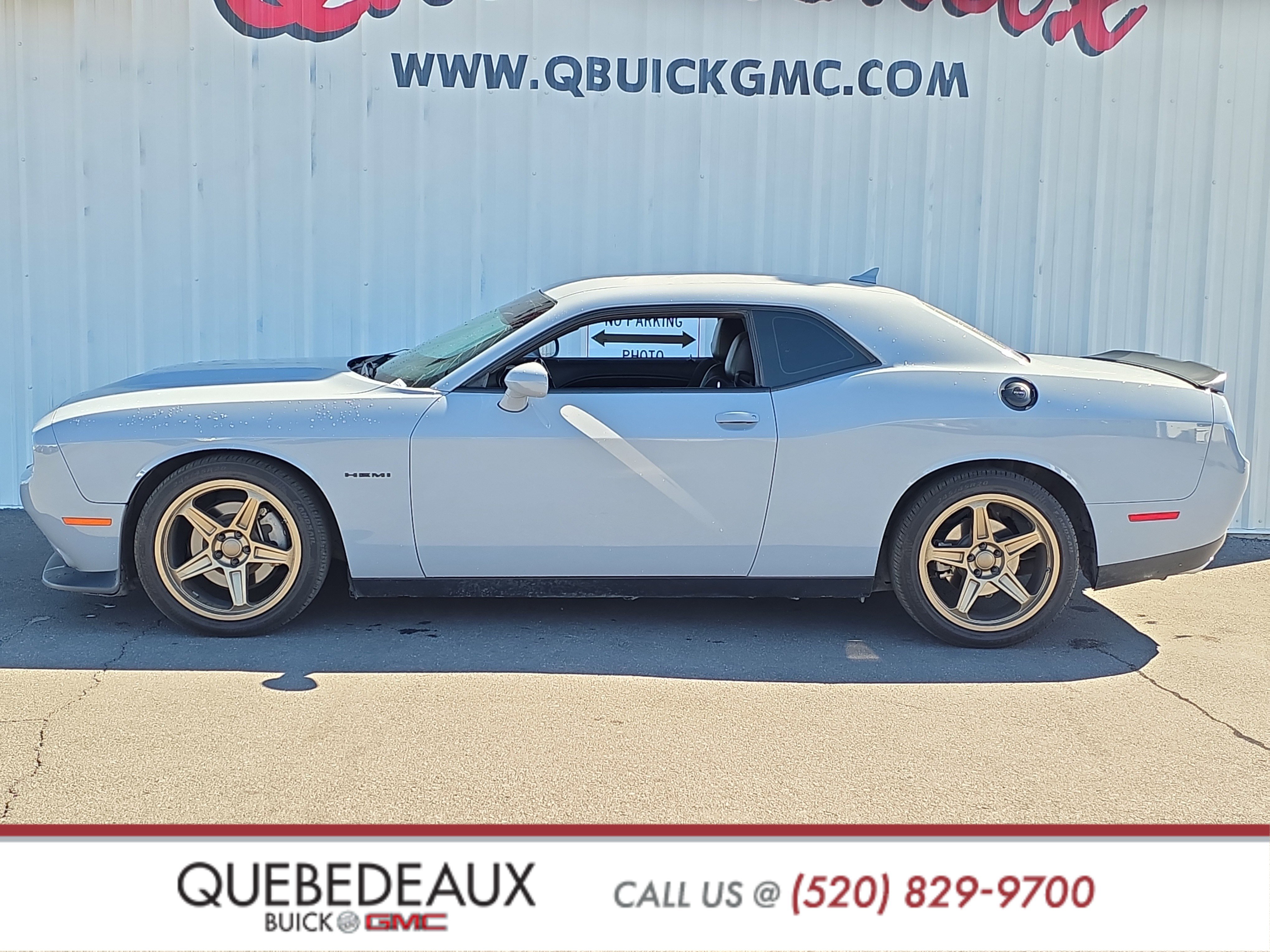 Used 2022 Dodge Challenger R/T w/ Plus Package image 4
