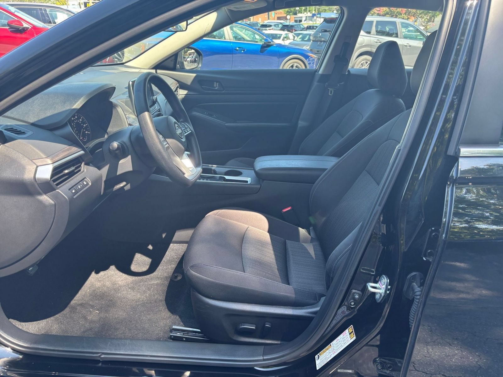 Used 2026 Nissan Altima 2.5 SV FWD image 22
