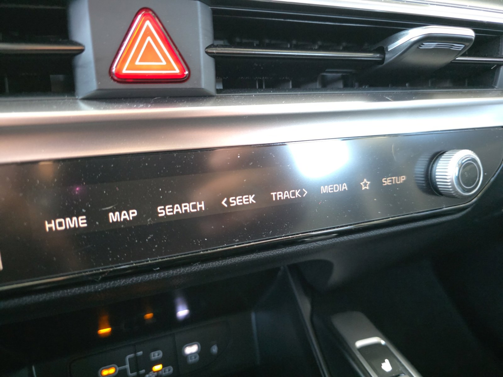 Certified 2024 Kia Sorento EX w/ Panoramic Sunroof Package image 13