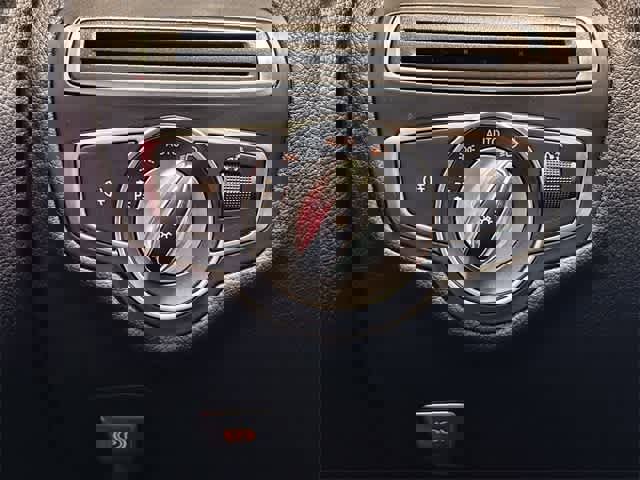 Used 2020 Mercedes-Benz C 300 4MATIC Cabriolet image 41