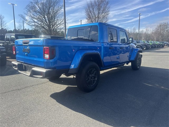 New 2025 Jeep Gladiator Sport image 13