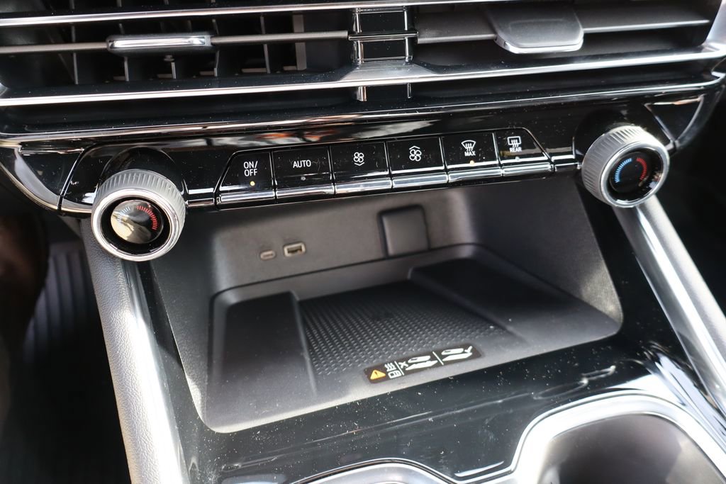 New 2026 Chevrolet Traverse Z71 w/ Enhanced Driving Package image 25