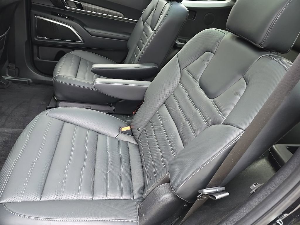 Used 2024 Kia Telluride SX Prestige w/ Towing Package image 10