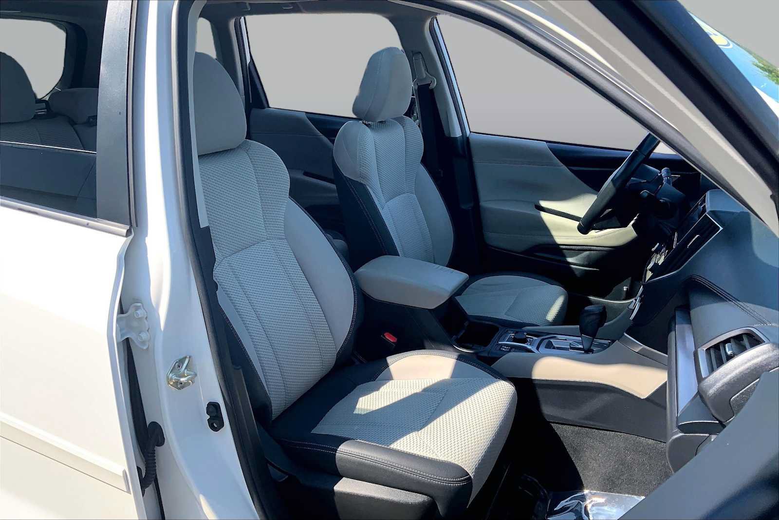 Used 2021 Subaru Forester Premium AWD/4WD image 7