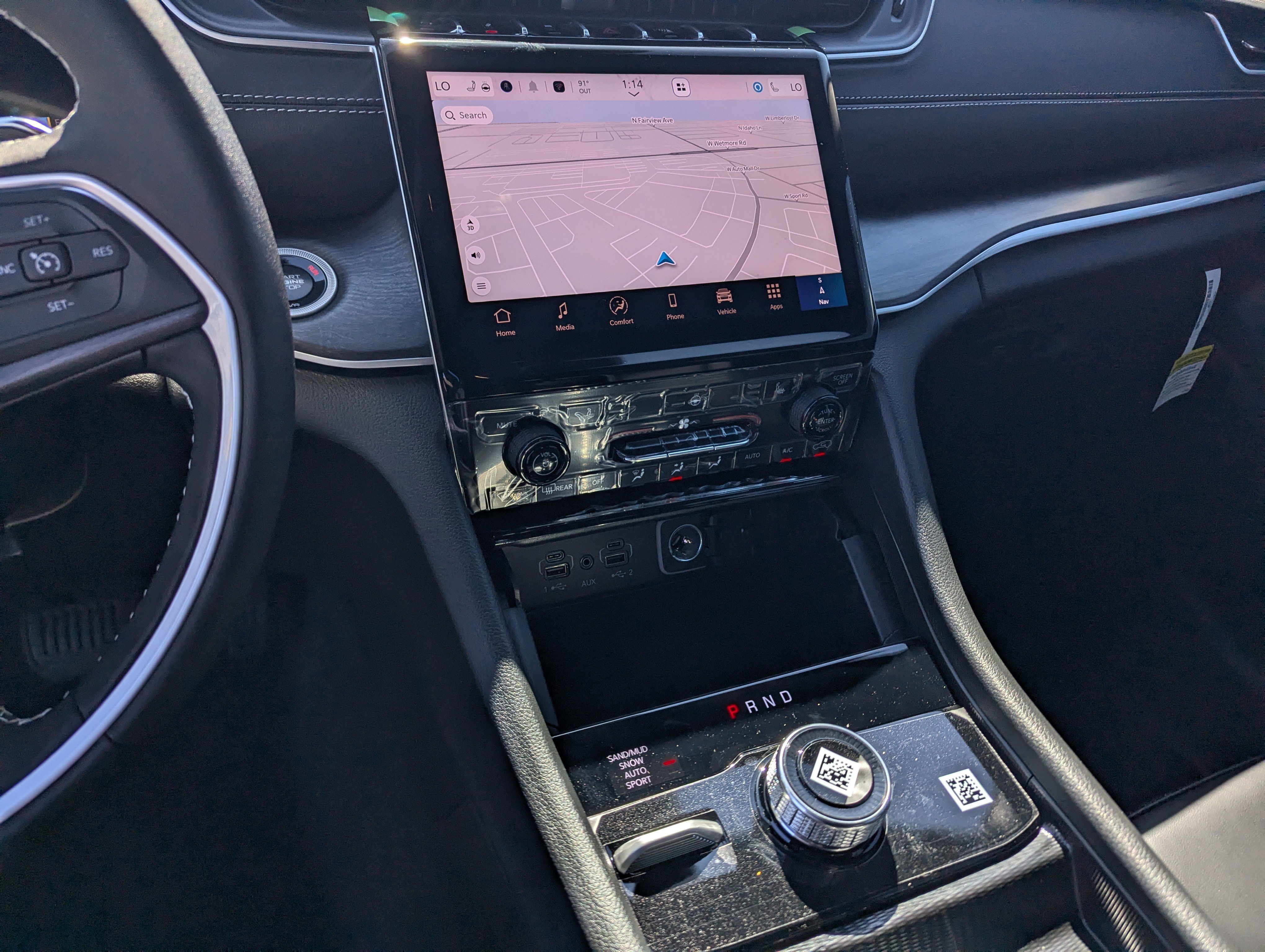 New 2025 Jeep Grand Cherokee Limited w/ Trailer Tow Package image 10