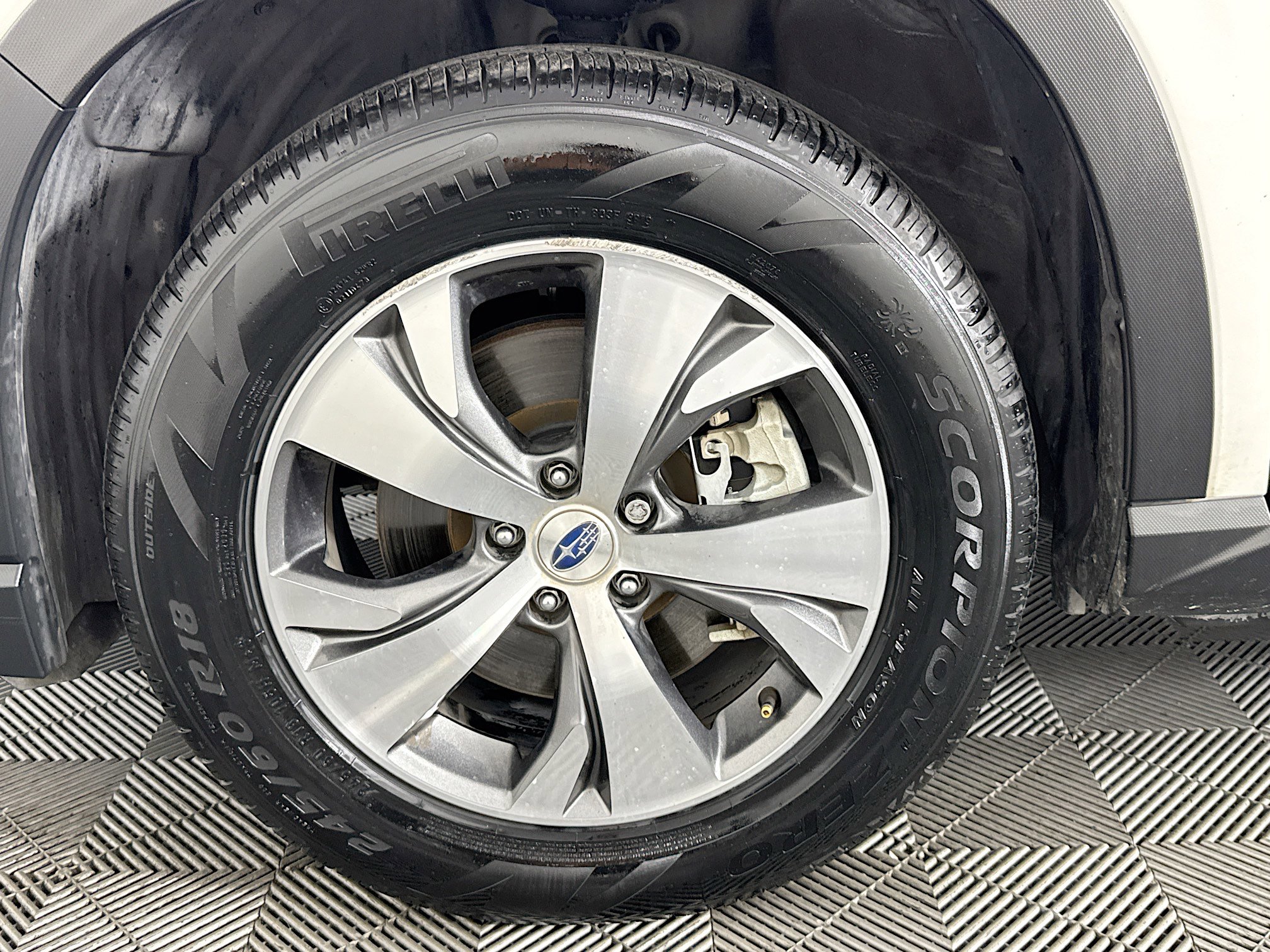 Used 2023 Subaru Ascent Premium w/ Convenience Package AWD/4WD image 37