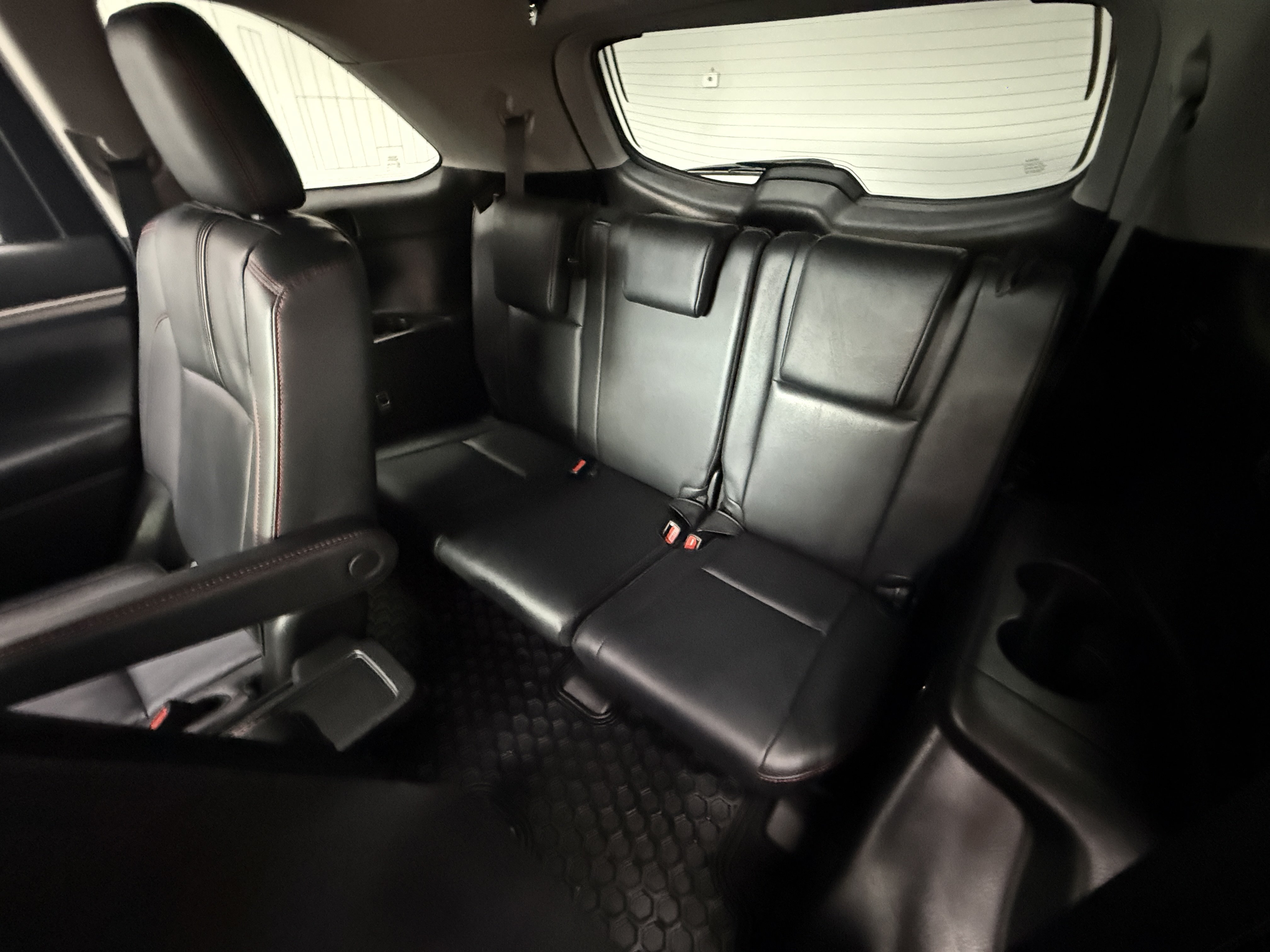 Used 2019 Toyota Highlander XLE AWD/4WD image 21