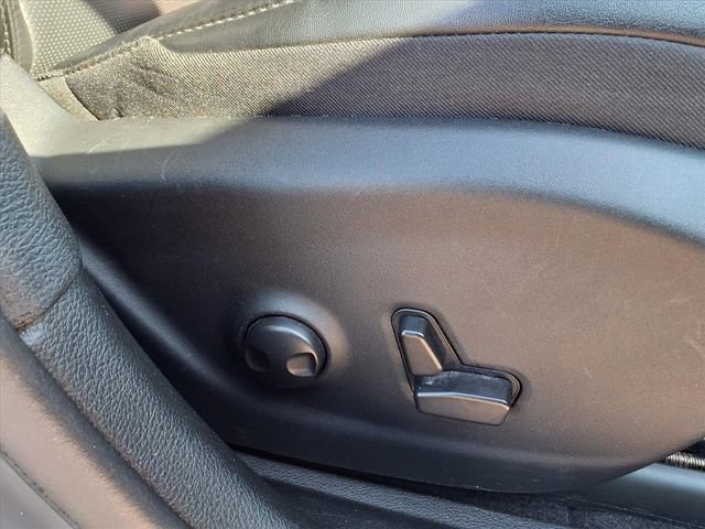 Used 2023 Jeep Cherokee Altitude Lux image 95