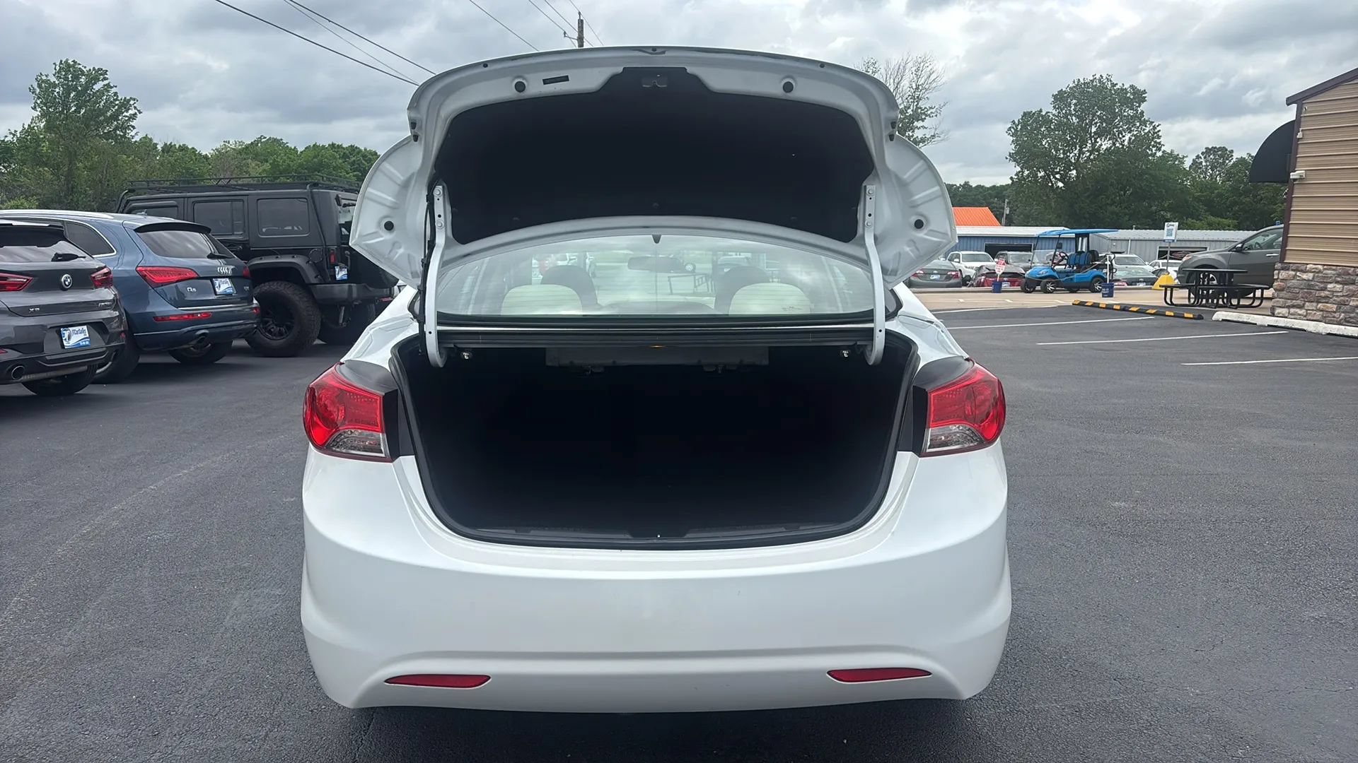 Used 2012 Hyundai Elantra GLS w/ Preferred Pkg 3 FWD image 25