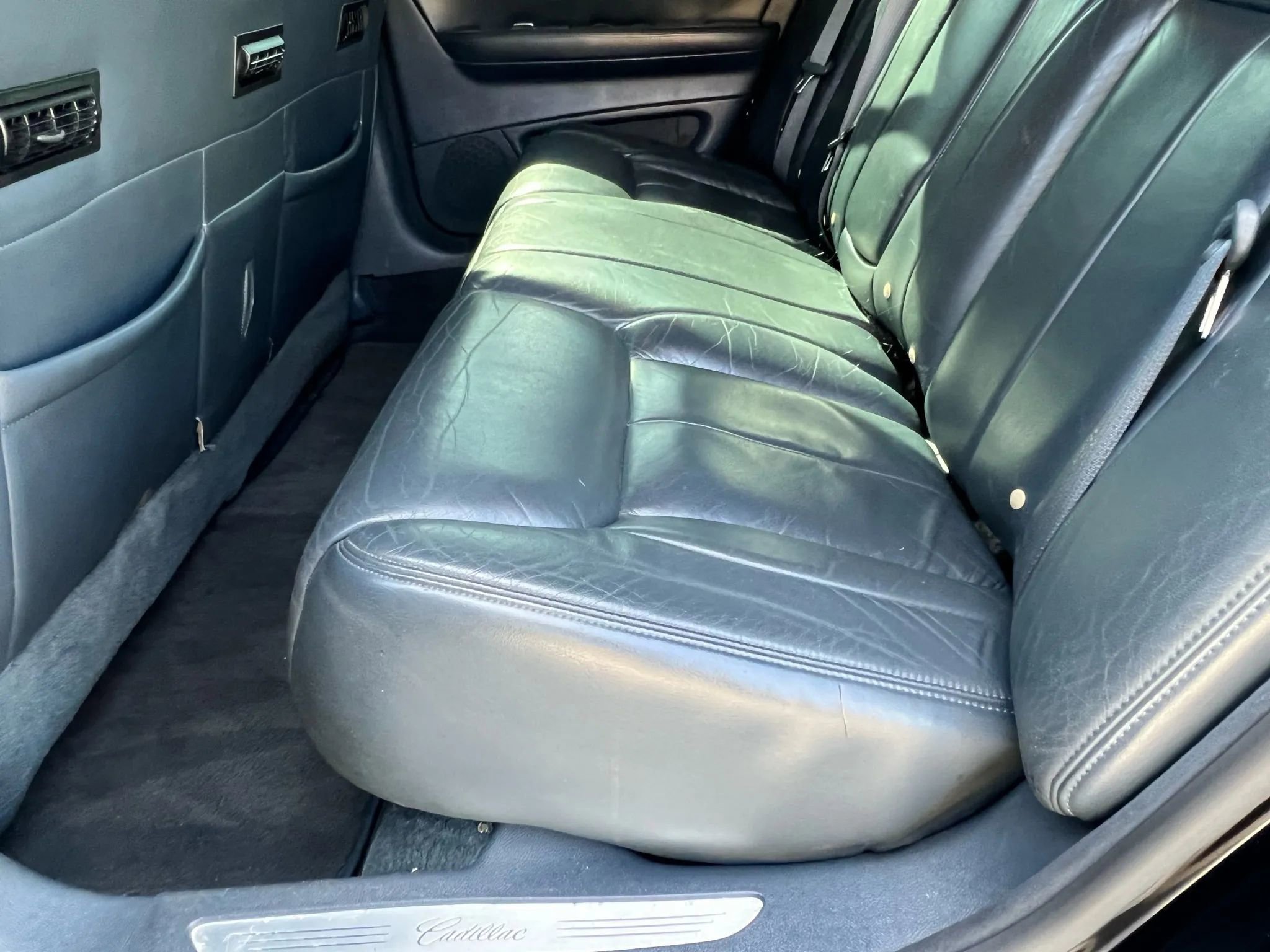 Used 2006 Cadillac DTS FWD image 38