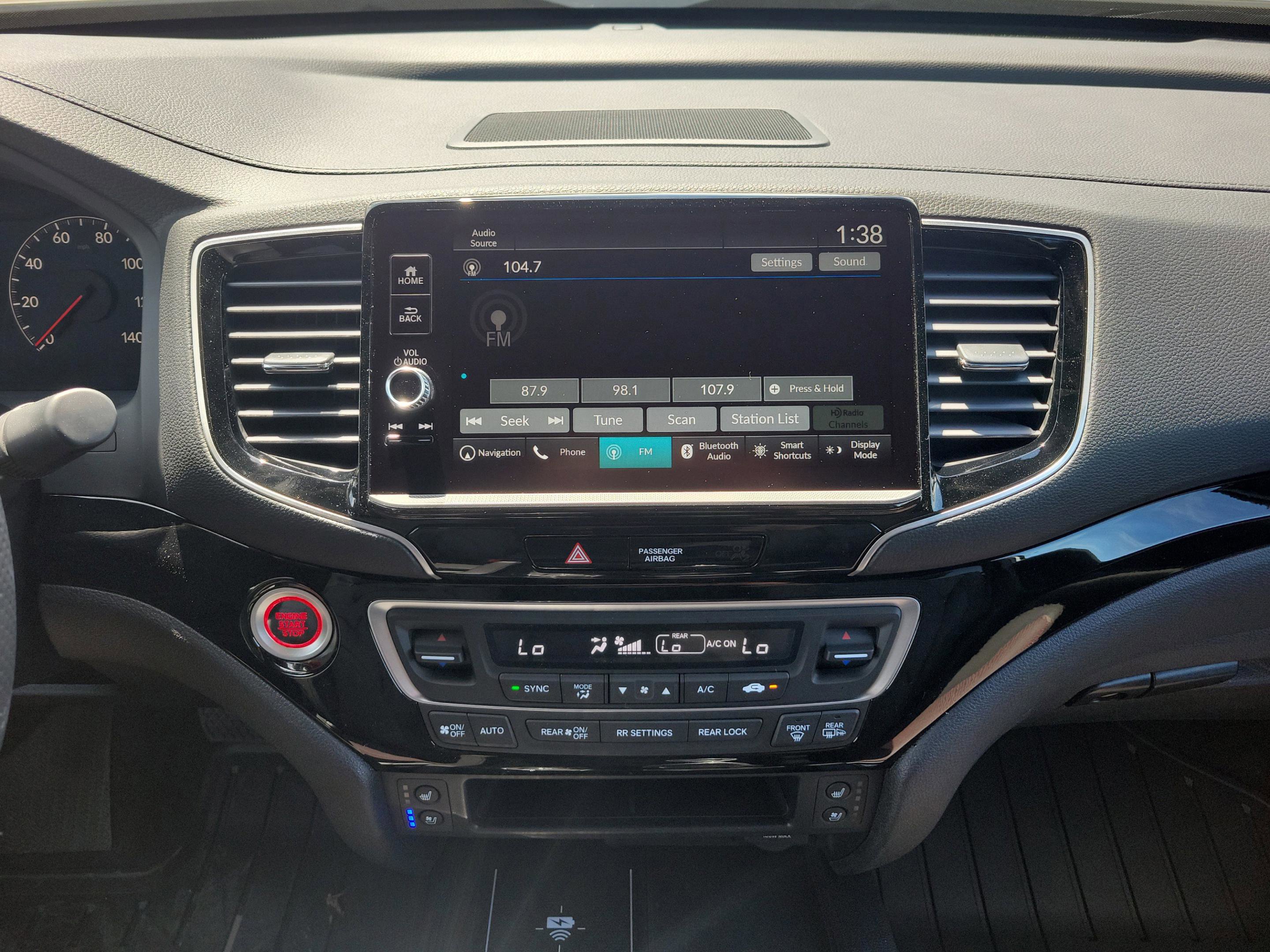 New 2026 Honda Ridgeline Black Edition image 14