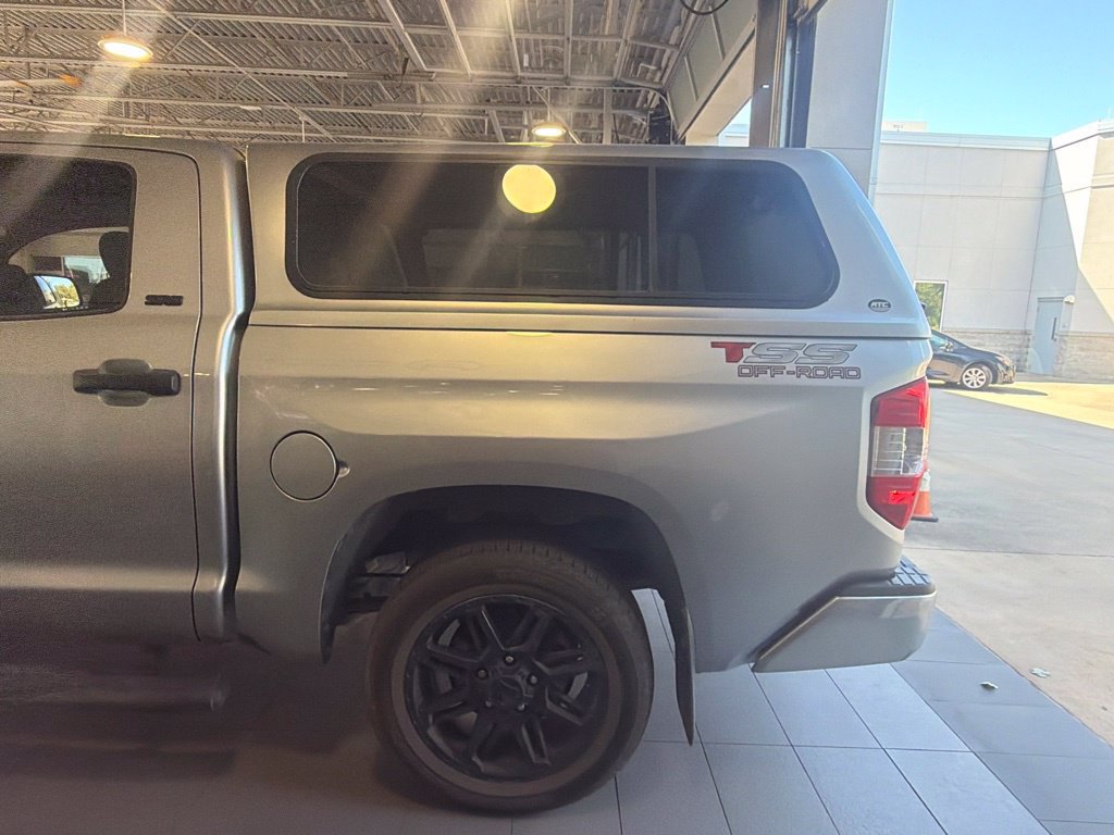 Used 2019 Toyota Tundra SR5 w/ SR5 Upgrade Package RWD image 9