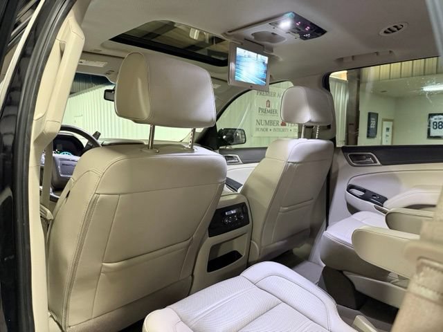 Used 2019 GMC Yukon Denali w/ Open Road Package AWD/4WD image 13