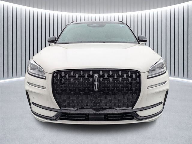 New 2025 Lincoln Corsair Reserve w/ Equipment Group 202A image 8