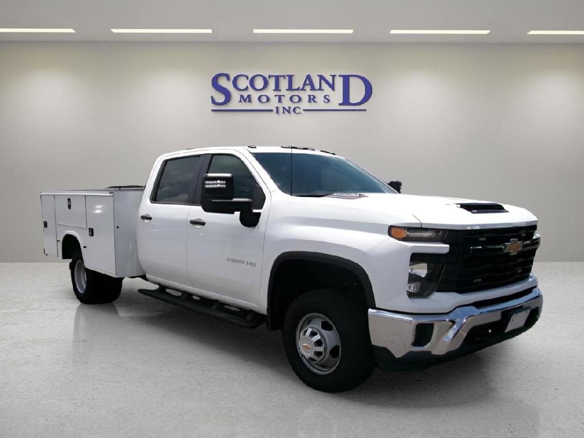 Used 2024 Chevrolet Silverado 3500 W/T w/ WT Convenience Package image 4