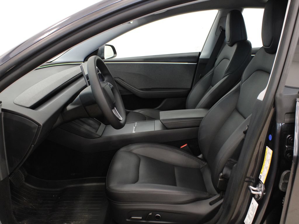 Used 2025 Tesla Model 3 RWD image 12