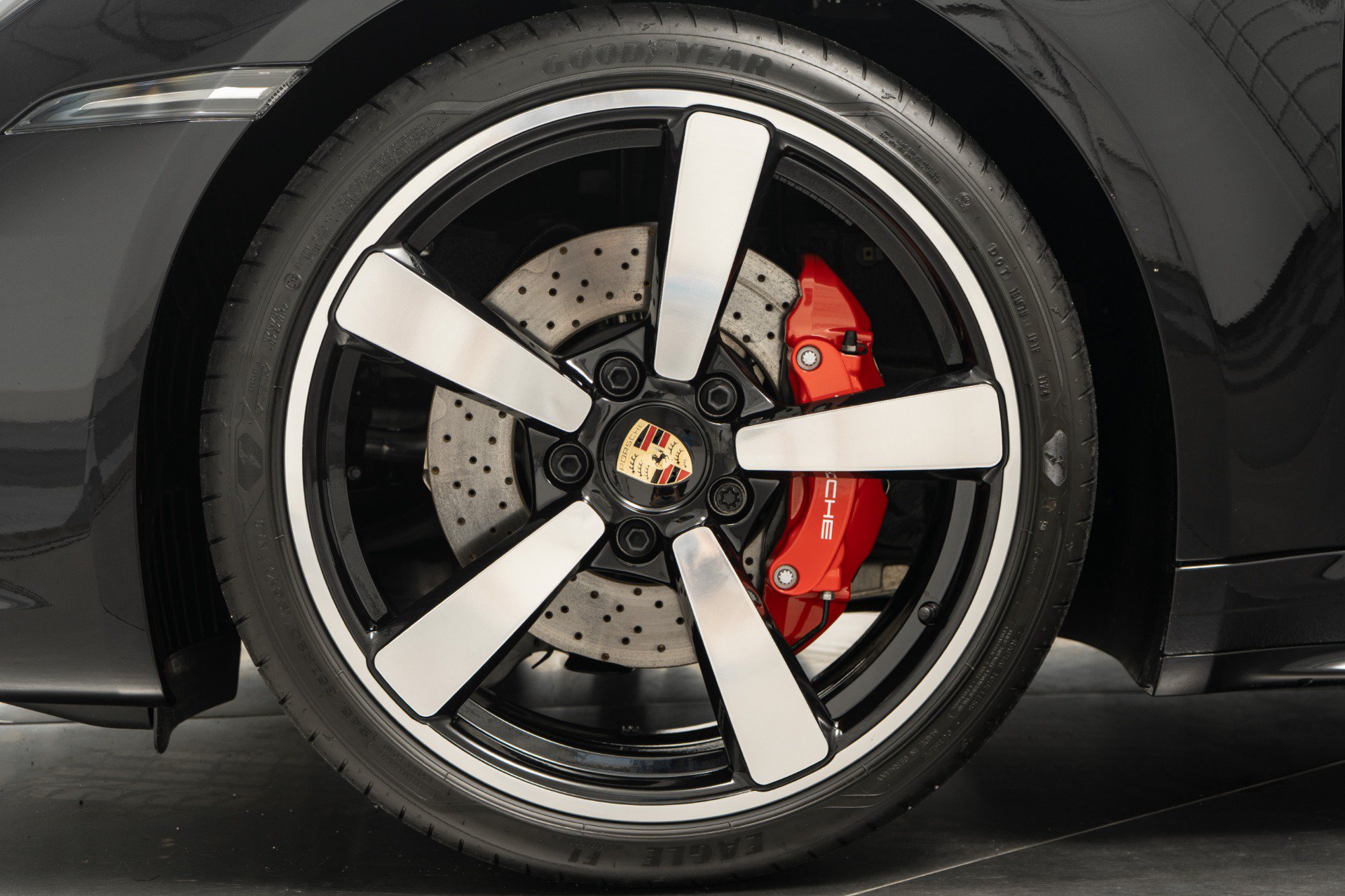 Used 2024 Porsche 911 Targa 4S AWD/4WD image 10
