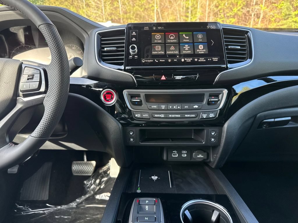 New 2026 Honda Ridgeline Black Edition image 13