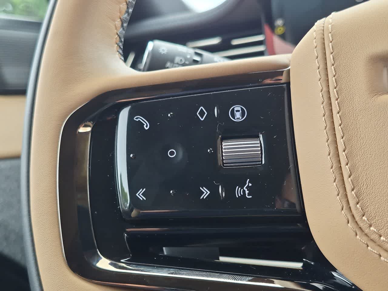 New 2027 Land Rover Range Rover Sport Dynamic SE AWD/4WD image 26