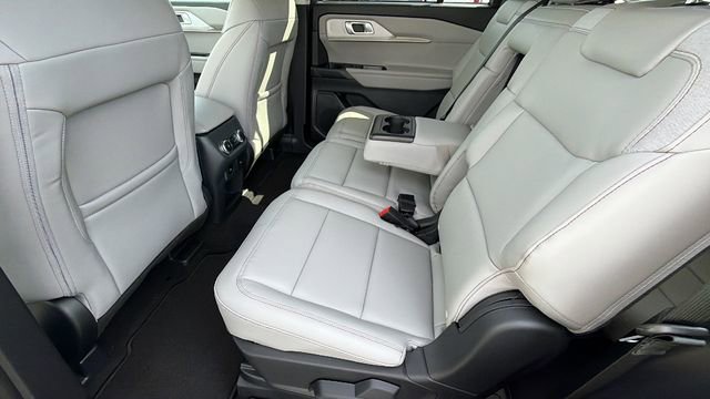 New 2026 Ford Explorer Active w/ Active Comfort Package image 16