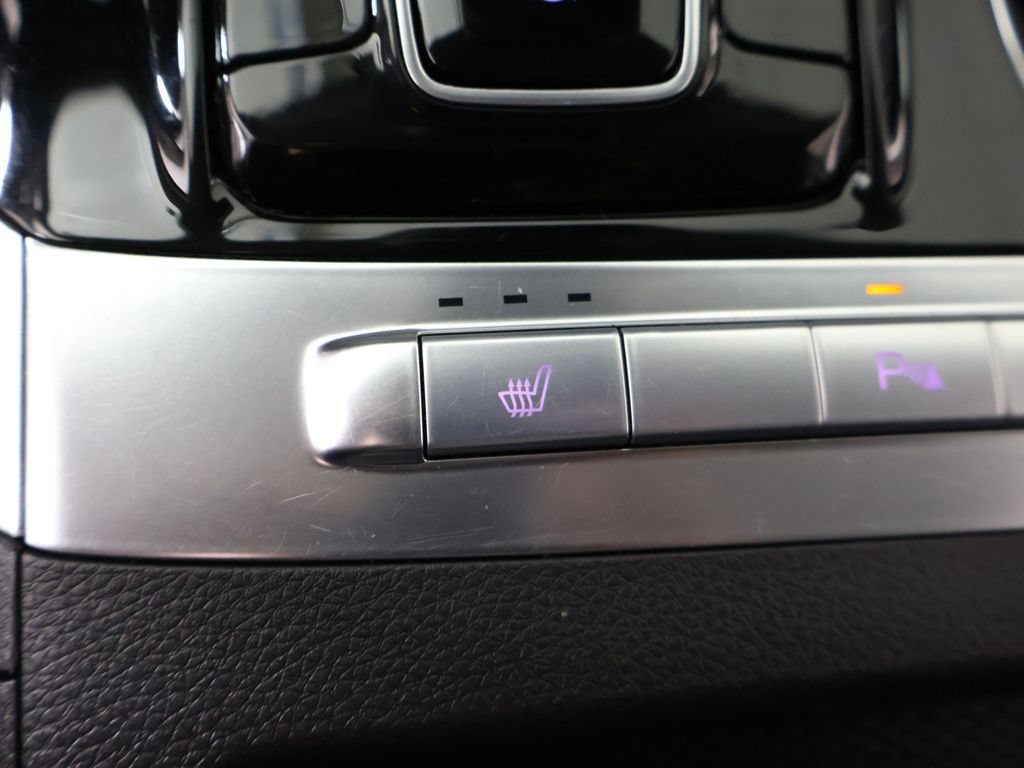 Certified 2024 Kia Carnival EX FWD image 52