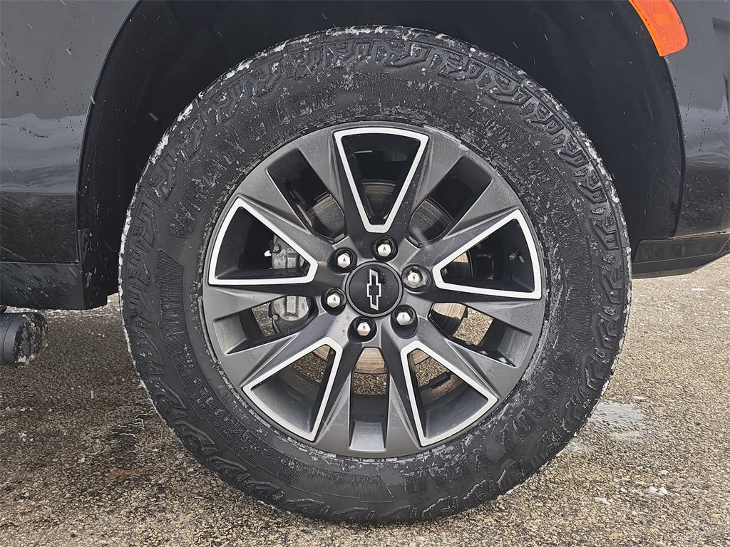 Certified 2024 Chevrolet Tahoe Z71 w/ Z71 Off-Road Package image 34