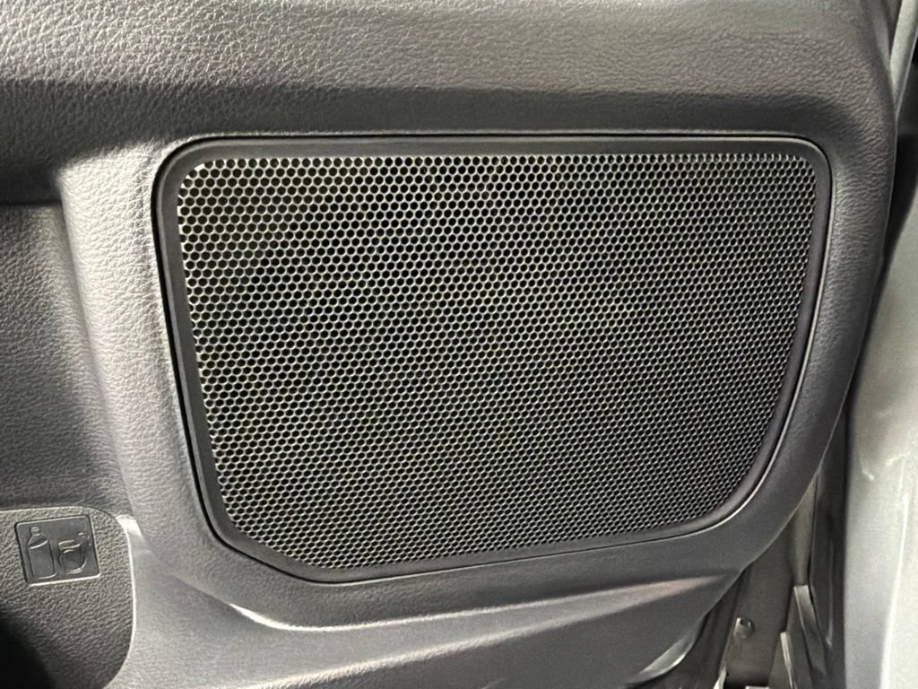 Certified 2026 Toyota Sienna Limited FWD image 21