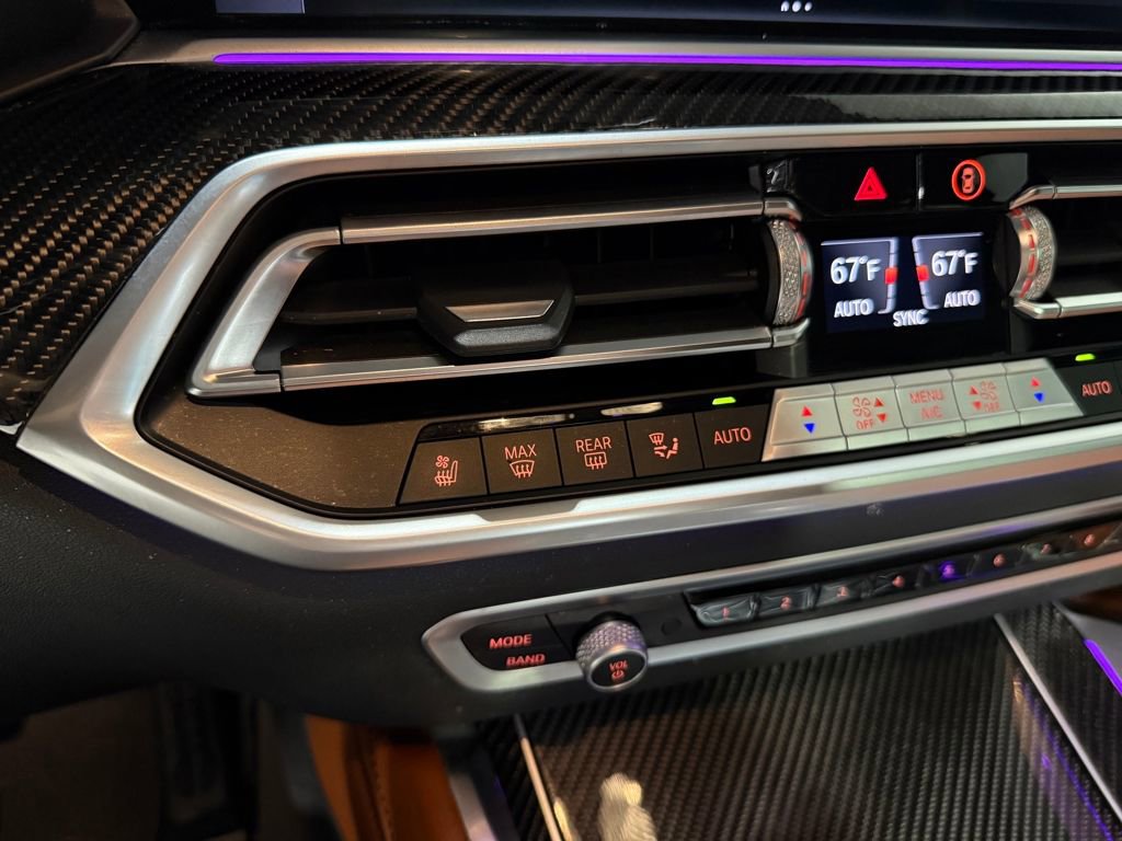 Used 2023 BMW X6 M50i w/ Executive Package image 22