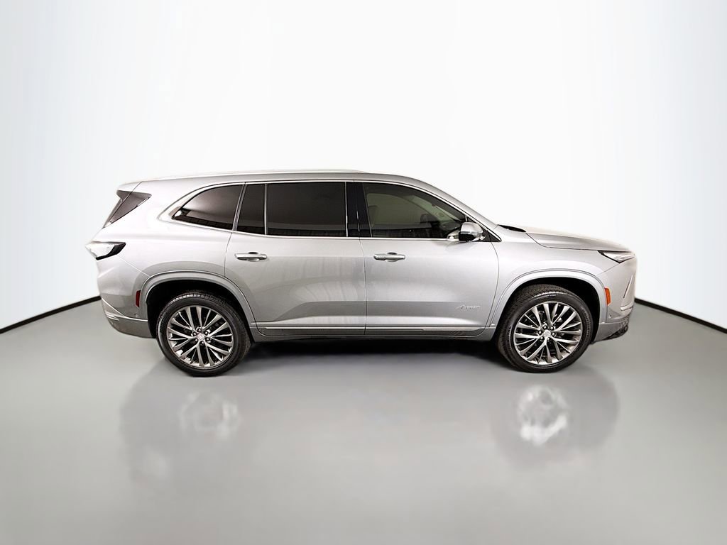 Used 2025 Buick Enclave Avenir w/ Super Cruise Package image 8