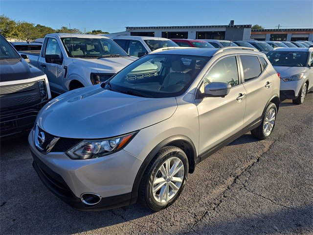 Used 2018 Nissan Rogue Sport SV w/ SV Technology Package image 19