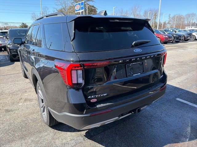 New 2026 Ford Explorer Active w/ Active Comfort Package image 6
