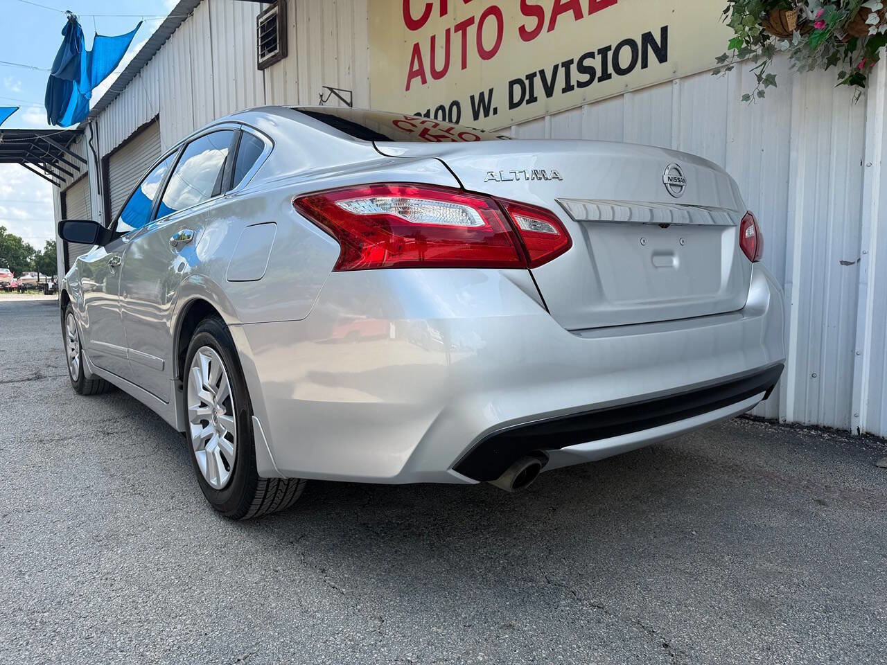 Used 2017 Nissan Altima 2.5 S w/ Power Driver Seat Package FWD image 10