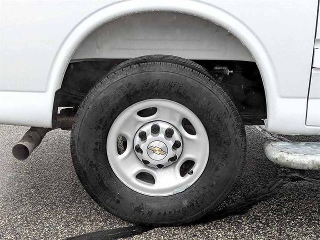 Certified 2025 Chevrolet Express 2500 w/ Driver Convenience Package RWD image 34