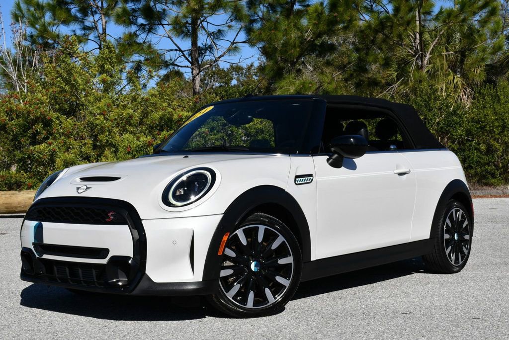 Used 2024 MINI Cooper S w/ Seaside Edition image 31