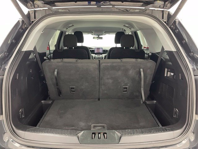 Used 2022 Ford Explorer XLT AWD/4WD image 13