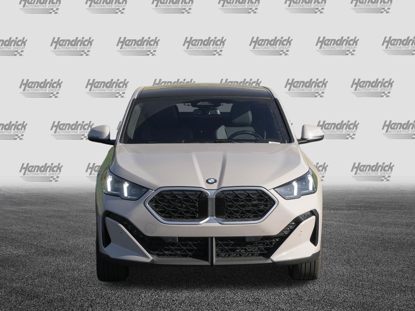 Certified 2026 BMW X2 xDrive28i AWD/4WD image 3