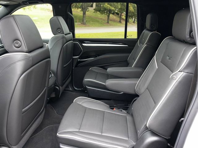 Used 2026 Cadillac Escalade ESV Sport w/ Touring Package image 56