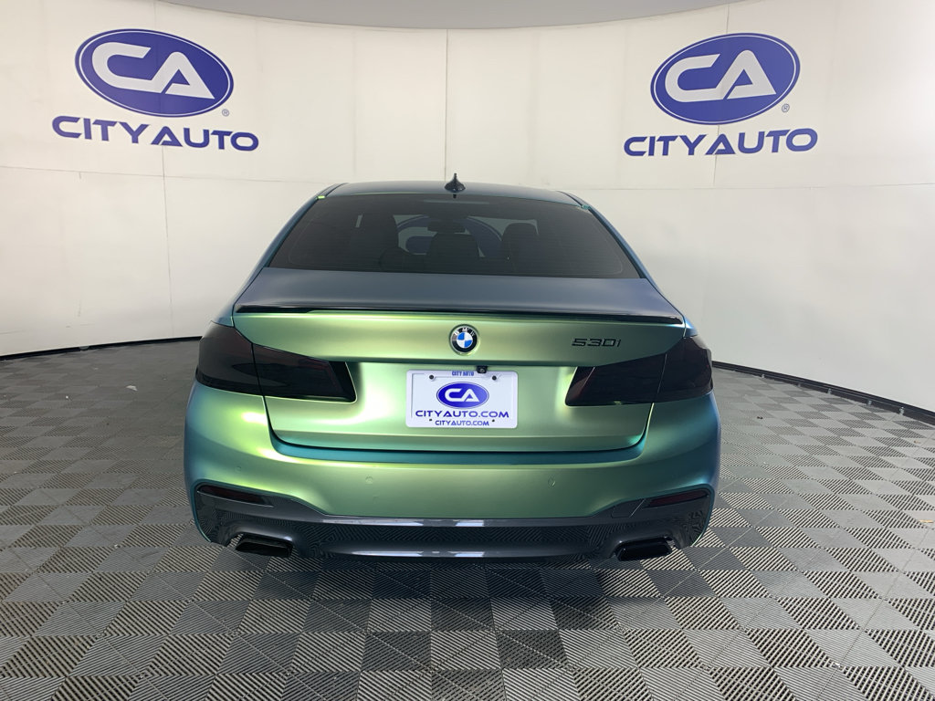 Used 2020 BMW 530i xDrive w/ M Sport Package AWD/4WD image 4
