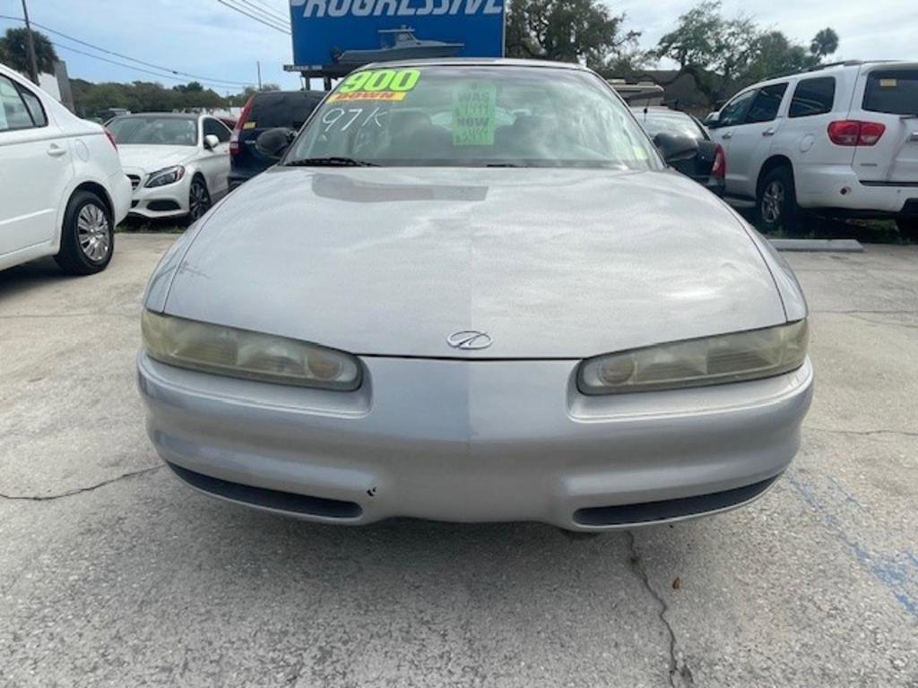Used 2000 Oldsmobile Intrigue GX image 2