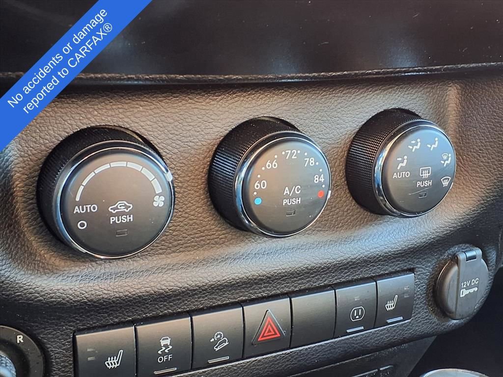 Used 2013 Jeep Wrangler Unlimited Rubicon w/ Dual Top Group image 28