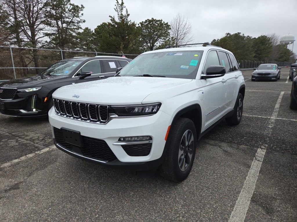 Used 2022 Jeep Grand Cherokee Limited 4xe AWD/4WD image 2